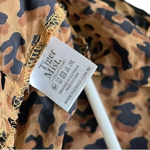 TIGER MIST Leopard Print Top Size XS - Picture 11 of 11